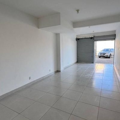 ALUGA-SE LOJA NA CL 210 AV. ALAGADOS - SANTA MARIA-DF - Loja em Santa Maria, Brasília - para locação - VITRINE IMOBILIARIA LTDA