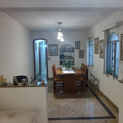 Sobrado Espaçoso e Elegante à Venda no Ipiranga - Sobrado em Ipiranga, São Paulo - à venda - Um Imóvel