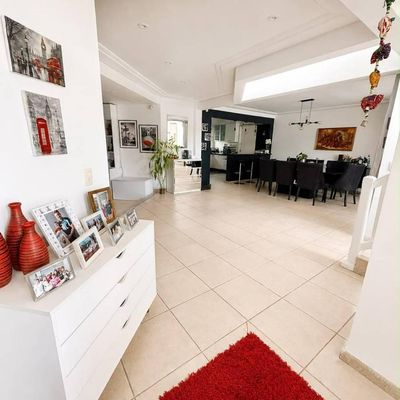 Casa Duplex no Centro de Balneário Camboriú