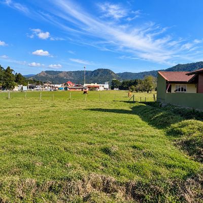 Terreno à venda no Centro de Urubici - Lote/Terreno em Centro, Urubici - à venda - ZEH IMOVEIS LTDA