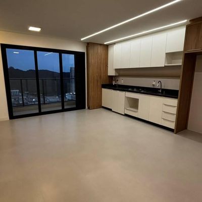 APARTAMENTO NO EDIFÍCIO BRAVA BREEZE - PRAIA BRAVA, ITAJAÍ - Apartamento em Praia Brava, Itajaí - para locação - Brava Norte Imóveis