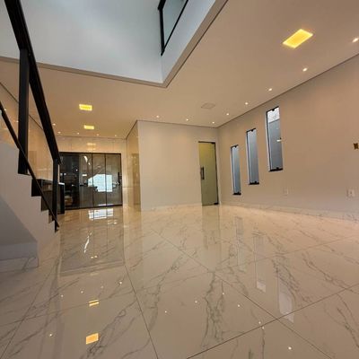Casa em Condomínio 3 quartos 2 suítes - Preço de Apartamento