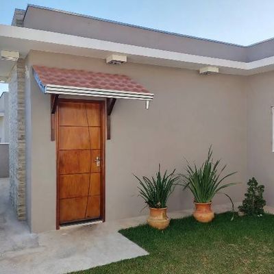 CASA A VENDA NO CENTRO - ALBERTINA MG. - Casa em Centro, Albertina - à venda - Orsini Planalto Imóveis e Administração Ltda