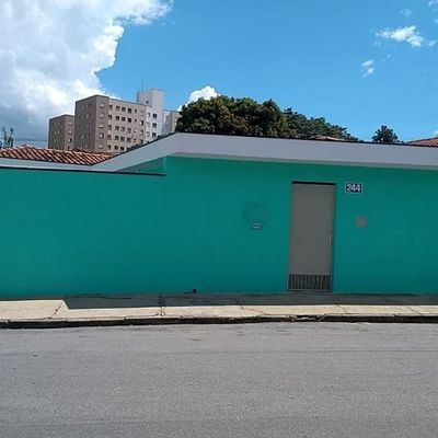 Casa com 2 quartos para Locação, Loteamento Residencial Andrade - Pindamonhangaba