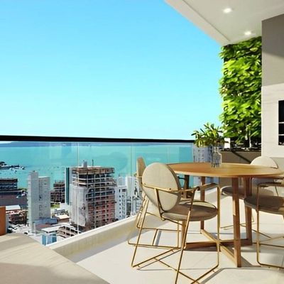 Apartamento Edifício Nelson Santos com 2 suítes no Centro de Itapema