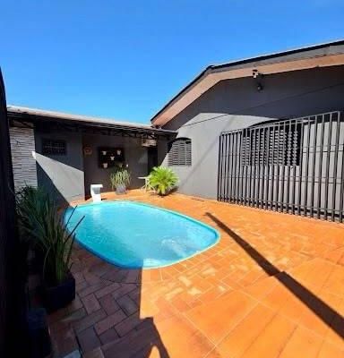 02 CASAS COM PASSAGEM INDIVIDUAL EM FOZ DO IGUAÇU - Casa em Foz do Iguaçu - à venda - LIBERATIO IMOBILIARIA LTDA