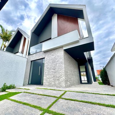 Geminado de Alto Padrão com 3 Suítes e Piscina no Bairro Amizade | Jaraguá do Sul - Casa Geminada em Amizade, Jaraguá do Sul - à venda - MEGA Empreendimentos Imobiliários
