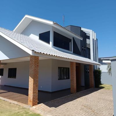 Casa 4 quartos em Toledo, PR, com 980m² de terreno e piscina - Casa em Jardim Gisela, Toledo - à venda - Persatto Imobiliária