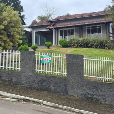 Casa com 3 quartos, Centro - Laurentino - Casa em Centro, Laurentino - para locação - Imobiliária Granvale