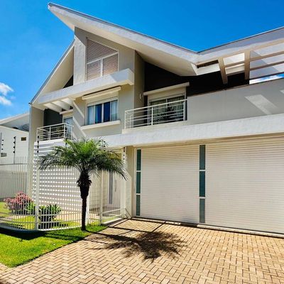 Sobrado alto padrão à venda com 03 quartos + 01 suíte no Jardim La Salle, TOLEDO/PR - Sobrado em Centro, Toledo - à venda - IMOBILIÁRIA ÓRIMA