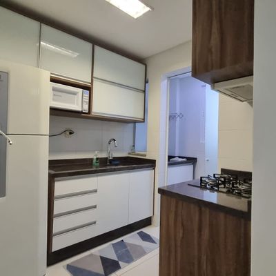 Apartamento para locação anual mobiliado, com 1 suíte, 1 vaga de garagem privativa, Valle Piemonte, no bairro Centro, Itajaí-SC - Apartamento em Centro, Itajaí - para locação - I3 CORRETORES ASSOCIADOS S/S