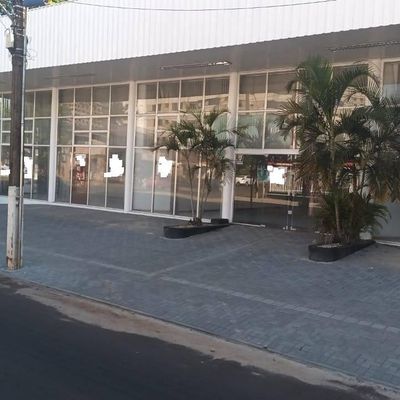 Sala comercial grande 1031 m² - Comercial em Centro, Ijuí - para locação - IMOBILIÁRIA SOLUÇÃO IMÓVEIS IJUÍ