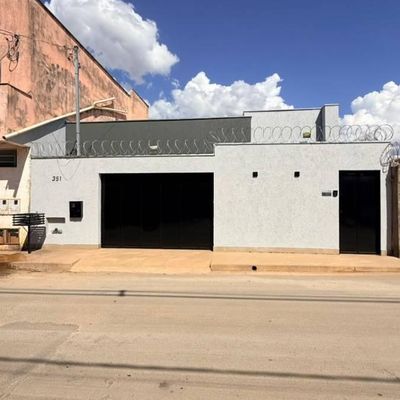 Casa com 3 Quartos - Casa em Primavera, Paracatu - para locação - MORADO IMOVEIS LTDA