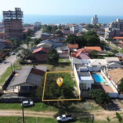 Terreno No Rainha Do Mar A 395 Metros Da Praia Com 350m²