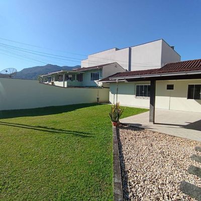 Casa com 2 quartos para Locação, Nova Brasília - Jaraguá do Sul - Casa em Nova Brasília, Jaraguá do Sul - para locação - Imobiliária Piermann