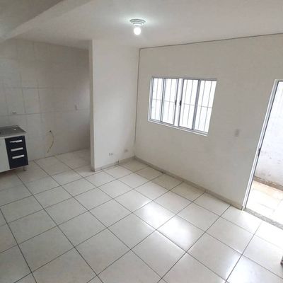 Sobrado para alugar no Ipiranga - 2dormitórios sem vaga - Sobrado em Ipiranga, São Paulo - para locação - Um Imóvel