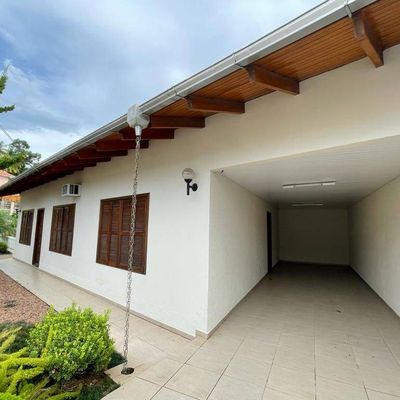CASA NO CENTRO FORA DE ENCHENTE A VENDA - Casa em Centro, Rio do Sul - à venda - IMOBILIARIA ALTO VALE LTDA