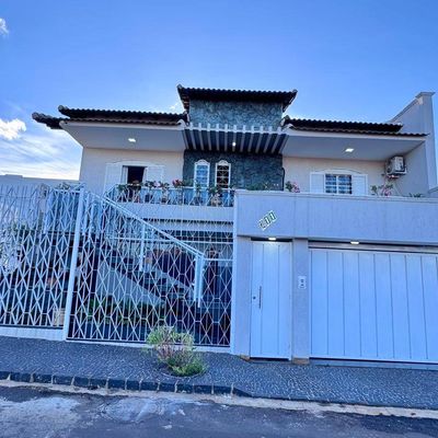 Sobrado com 4 dormitórios à venda, 300 m² - Alto da Boa Vista - Itumbiara/GO - Sobrado em Alto da Boa Vista, Itumbiara - à venda - Group Viga Negócios Imobiliários Ltda