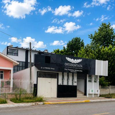 SOBRADO PARA LOCAÇÃO VILA PROHMANN - Sobrado em Vila Prohmann, São Mateus do Sul - para locação - Salvielli Cordeiro Corretora de Imóveis