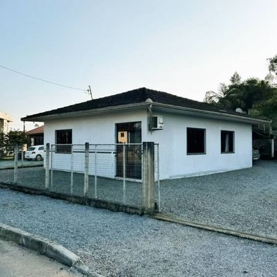 Casa Semimobiliada Com 300m² De Área De Terreno | Bananal do Sul - Guaramirim - Casa em Bananal do Sul, Guaramirim - à venda - Eskala Imóveis LTDA