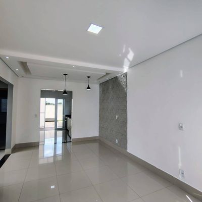 Casa de 2 dormitórios no Condomínio Terras de São Francisco, Sorocaba/SP - Casa de Condomínio em Cajuru do Sul, Sorocaba - à venda - Santa Lurdes Negócios Imobiliário LTDA