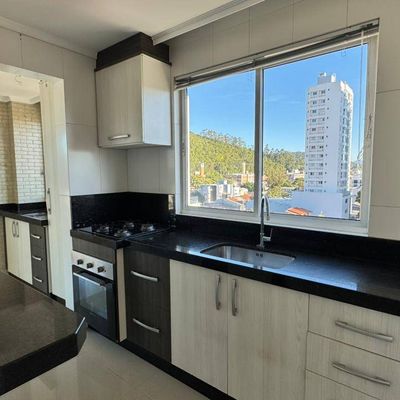 APARTAMENTO NO EDIFÍCIO PUERTO MADEIRO - CENTRO, ITAJAÍ - Apartamento em Centro, Itajaí - para locação - Brava Norte Imóveis