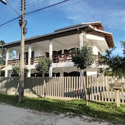 Sobrado com 5 dormitórios à venda, 121 m² por R$ 2.120.000,00 - Itapoá - Itapoá/SC - Sobrado em Itapoá, Itapoá - à venda - Nossa Praia Imóveis