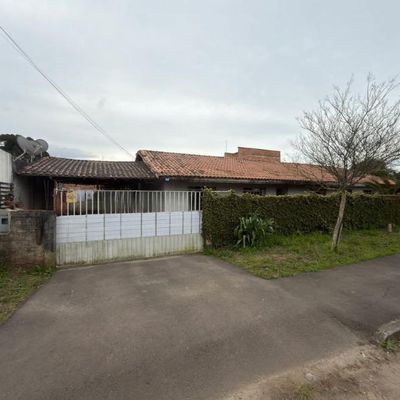 Terreno com 3 casas (sendo 1 em construção) - Jardim dos Estados 1, Piraquara/PR - Casa em Jardim dos Estados 1, Piraquara - à venda - MK Imóveis