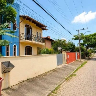 Casa para alugar na Lagoa centrinho da lagoa - Casa em Lagoa da Conceição, Florianópolis - para locação - Seiter Imobiliária