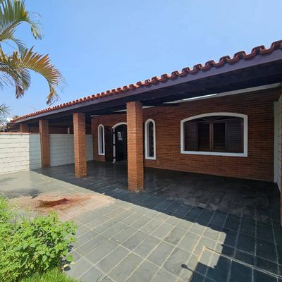 CASA DE LOCAÇÃO | BAIRRO JARDIM BRITÂNIA- CARAGUATATUBA-SP - Casa em Jardim Britânia, Caraguatatuba - para locação - Vilela Imóveis