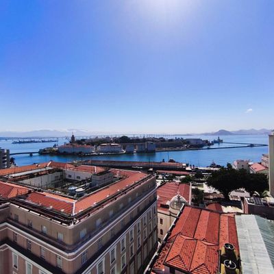 Sala comercial junto à Rua Primeiro de Março, em prédio de ótimo padrão, com vista panorâmica, inclusive para a Ilha Fiscal. - Salas Comerciais em Centro, Rio de Janeiro - à venda - MIGUEZ IMOBILIÁRIA