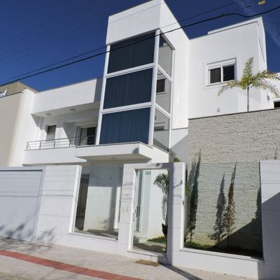 CASA AMPLA DE 5 DORMITÓRIOS NA PRAIA DOS AMORES - Casa em Praia dos Amores, Balneário Camboriú - à venda - LIBERATIO IMOBILIARIA LTDA