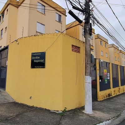 Estilo arquitetônico: Neocolonial simplificado.