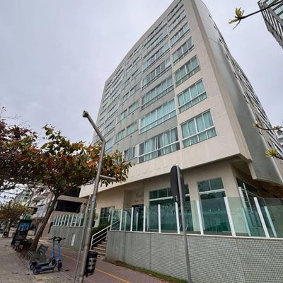 APARTAMENTO FRENTE MAR - Casa em Meia Praia, Itapema - para temporada - Fernando Carvalho - Corretor de Imóveis
