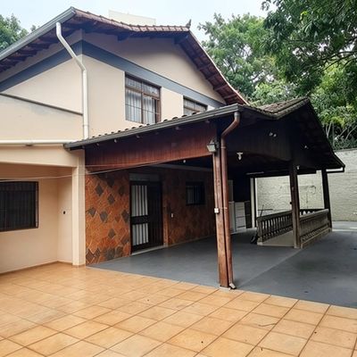 Casa com 4 quartos à Venda, São Pedro - Belo Horizonte - Casa em São Pedro, Belo Horizonte - à venda - Silvio Ximenes Imobiliária