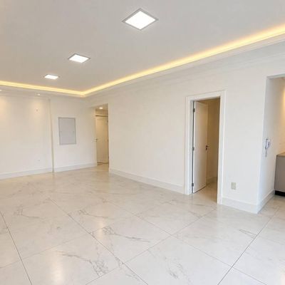 APARTAMENTO EM MEIA PRAIA PARA LOCAÇÃO COM 3 SUÍTES - Apartamento em Meia Praia, Itapema - para locação - LIBERATIO IMOBILIARIA LTDA