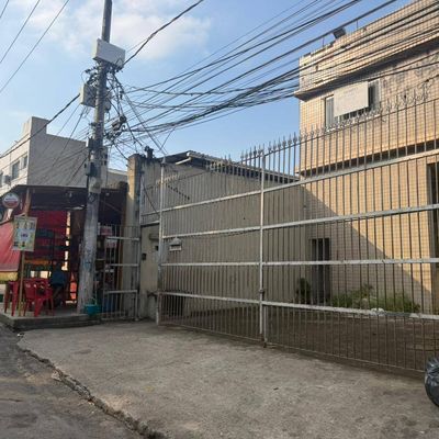 Comercial - Comercial em Vista Alegre, Rio de Janeiro - para locação - Mdebarros Negócios imobiliários