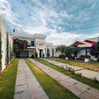 Lindo sobrado mobiliado e com sobra de terreno à venda, JARDIM GISELA, TOLEDO/PR - Sobrado em Jardim Gisela, Toledo - à venda - IMOBILIÁRIA ÓRIMA