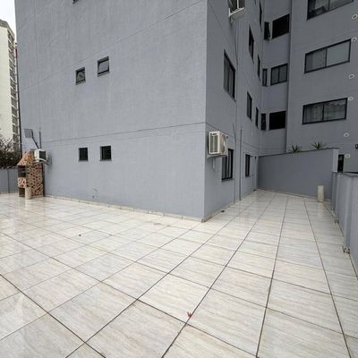 APARTAMENTO DIFERENCIADO COM 2 DORMITÓRIOS SENDO 1 SUÍTE EM BALNEÁRIO CAMBORIÚ - Apartamento em Centro, Balneário Camboriú - à venda - LIBERATIO IMOBILIARIA LTDA
