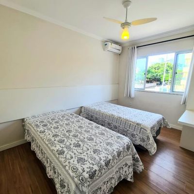 Apartamento c/ 2 dormitórios para Temporada, na praia de Bombas,Bombinhas-SC - Apartamento em Bombas, Bombinhas - para temporada - JBR INVESTIMENTOS IMOBILIARIOS