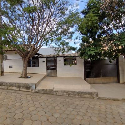 Aluguel - Casa Com 02 Quartos - Esplanada - Mantena - MG - Casa em Esplanada, Mantena - para locação - GEFERSON GOMES IMOVEIS
