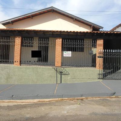 Casa para Locação em São José do Rio Pardo / SP no bairro Jardim São Roque - Casa em Jardim São Roque, São José do Rio Pardo - para locação - Imobiliária Brasil