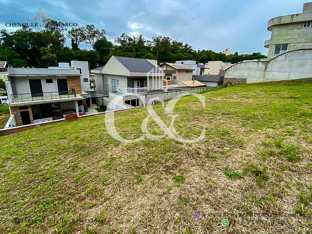 Terreno à venda no Villa Verde Jundiaí, 300m², declive no Jardim Gramadão - 2